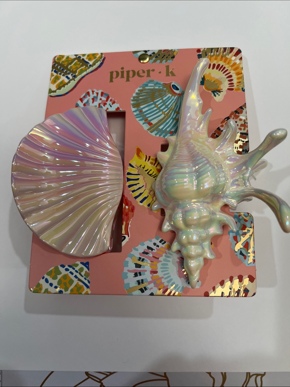 NWT Piper K Gorgeous Sea Shell Hair Claw Clip Set of 2! Conch Clam